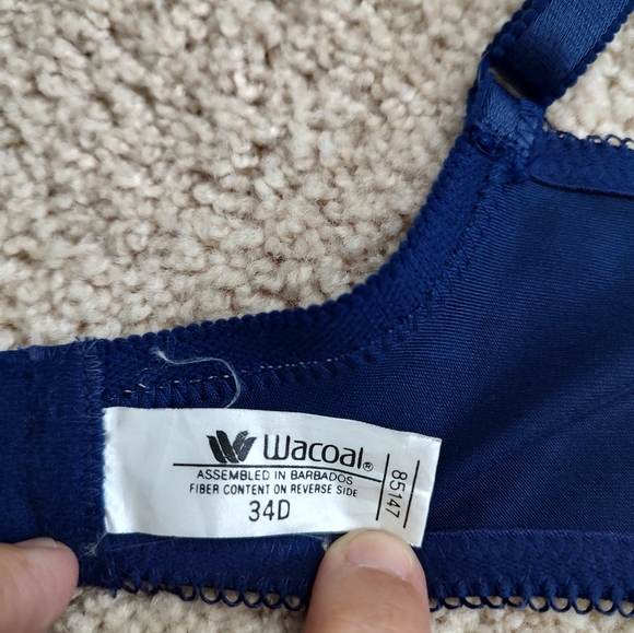 💙 Vintage EUC Wacoal Brand Intimates 85147 Floral Lace Full Coverage Underwire - Picture 10 of 11